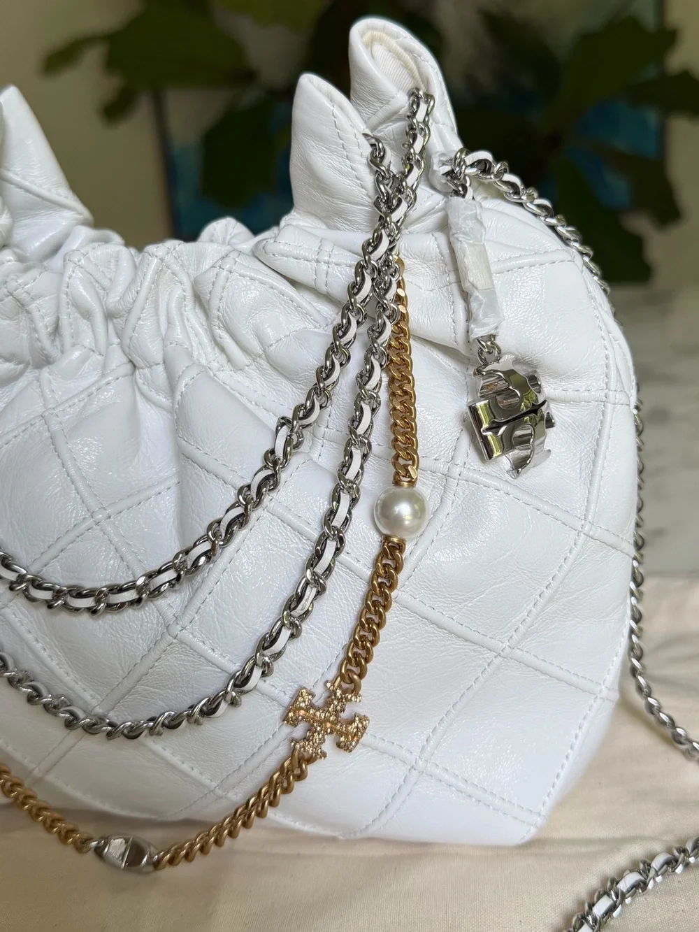 Tory Burch Mini Fleming Soft Distressed Hobo Bag Blanc White Chain Crossbody